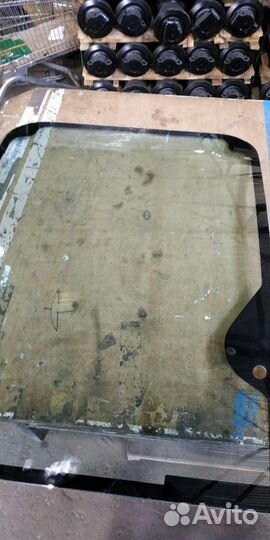 Стекло боковое hitachi zx450h 4448312