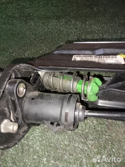 Педаль сцепления Volkswagen Polo 2005