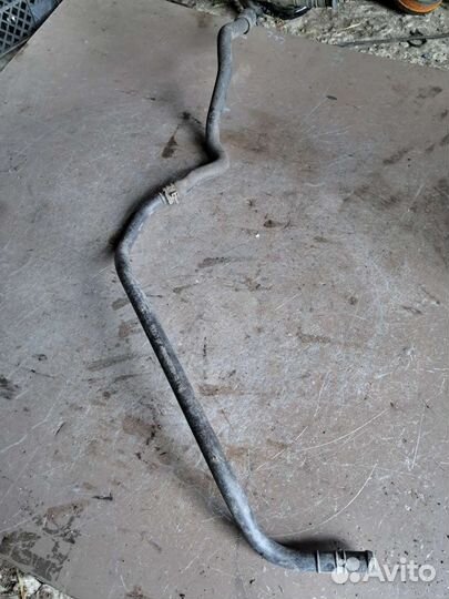 Трубка охлаждения Mercedes W211