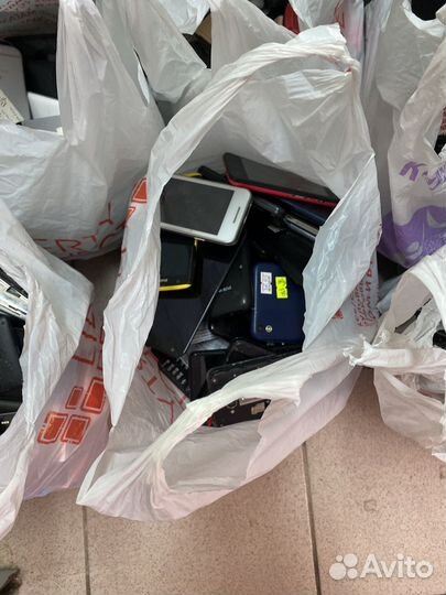 Samsung a890