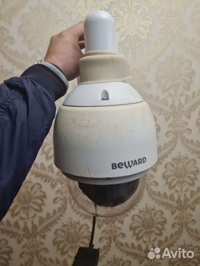 Уличная купольная камера