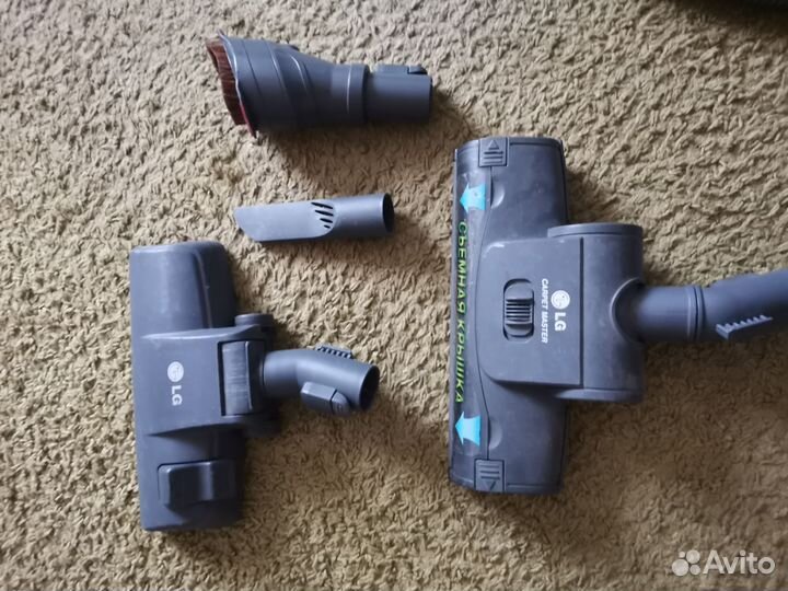 Очень мощный Пылесос LG