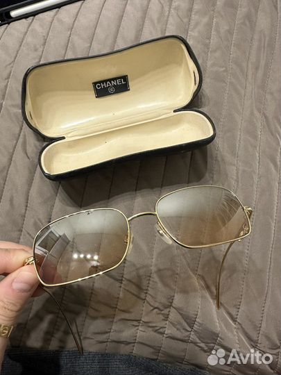 Солнечные очки Chanel