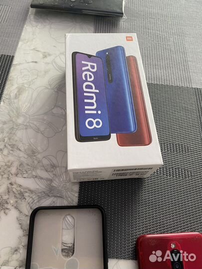 Xiaomi Redmi 8, 4/64 ГБ