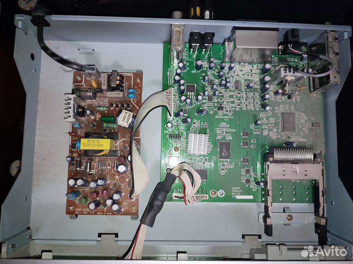 Спутниковый ресивер DSR-8005CI