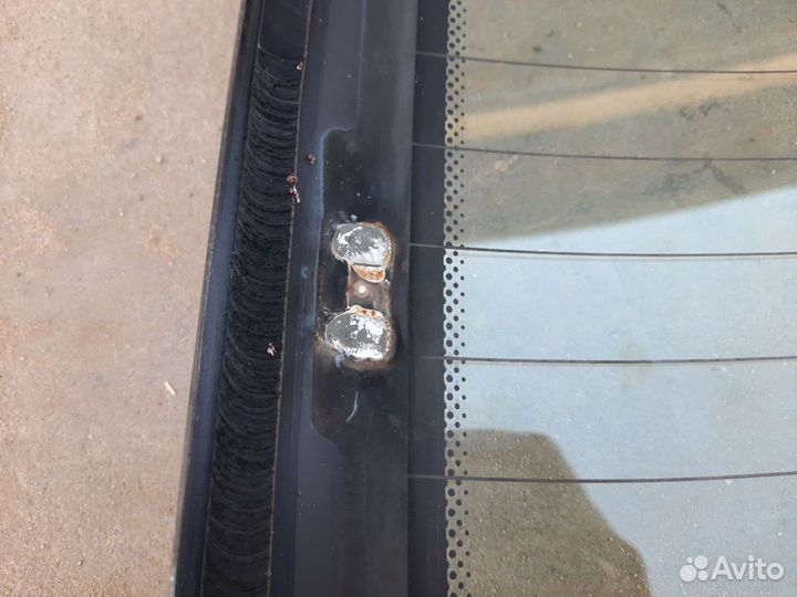 Боковое стекло Chevrolet Aveo T250 седан