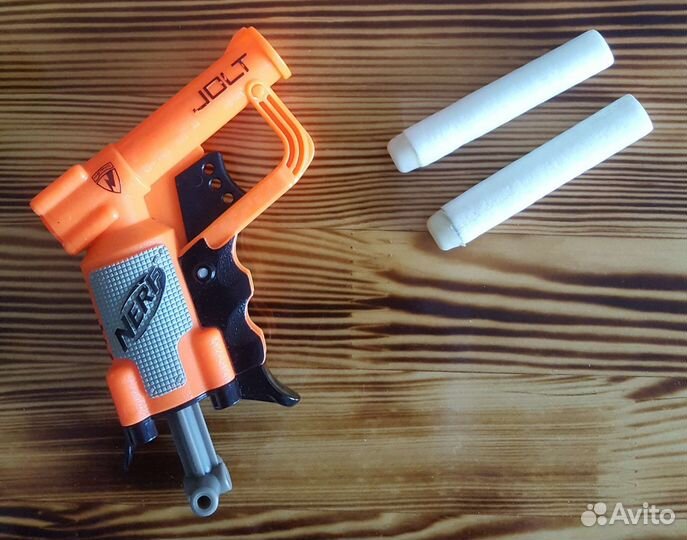 Пистолет Nerf