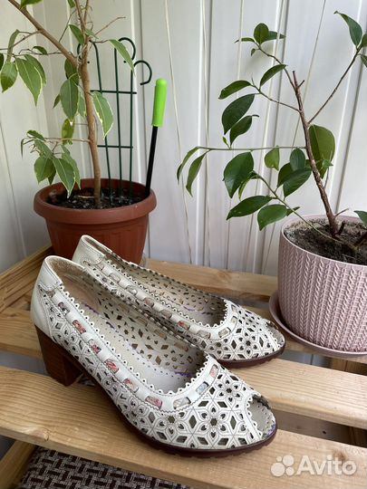 Туфли женские 38 размер
