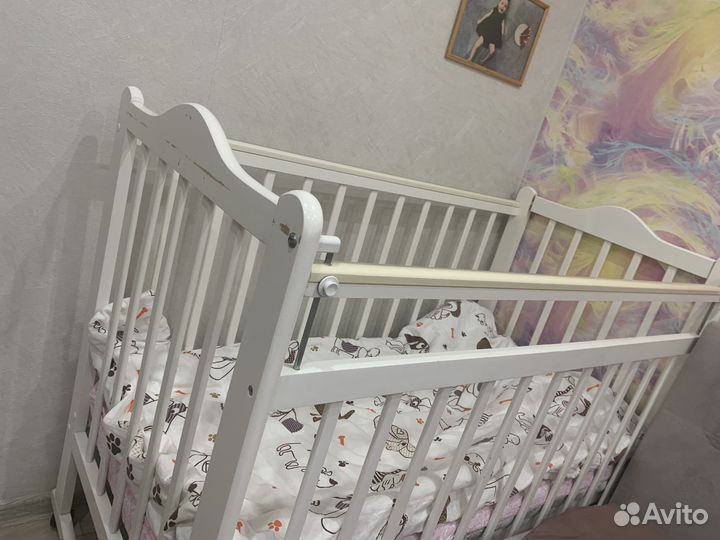 Детская кроватка