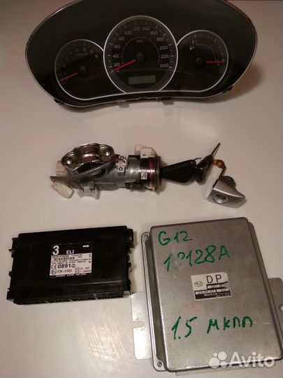 Эбу двигателем / комплект / Subaru Impreza G12