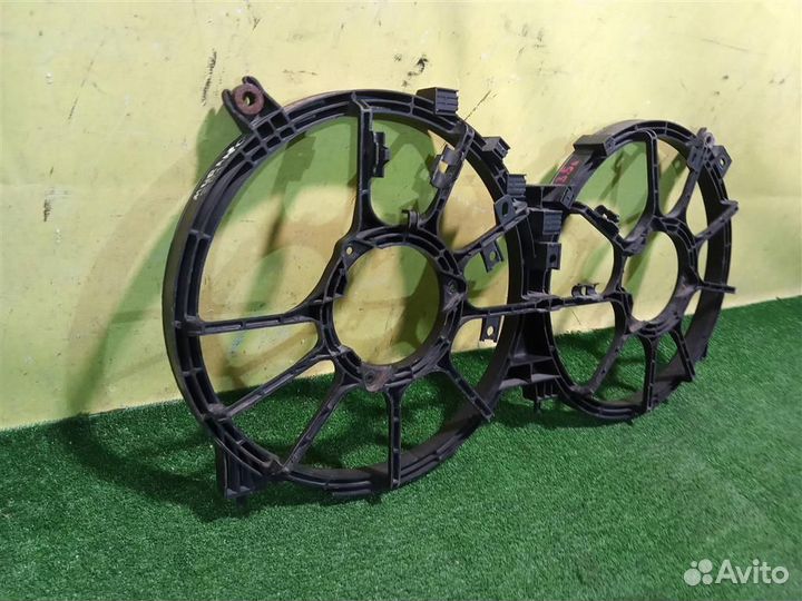 Диффузор вентилятора Nissan Teana (J32) 2008