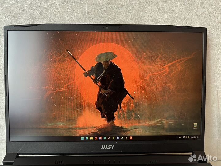 Ноутбук MSI katana gf76