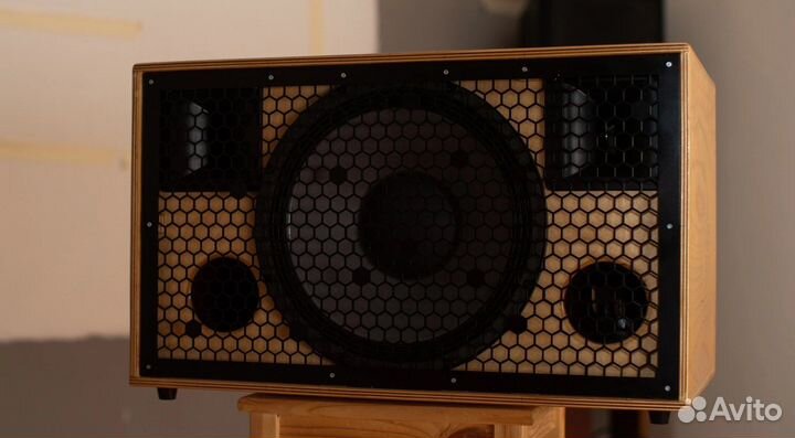 Портативная колонка. jbl partybox 310 курит