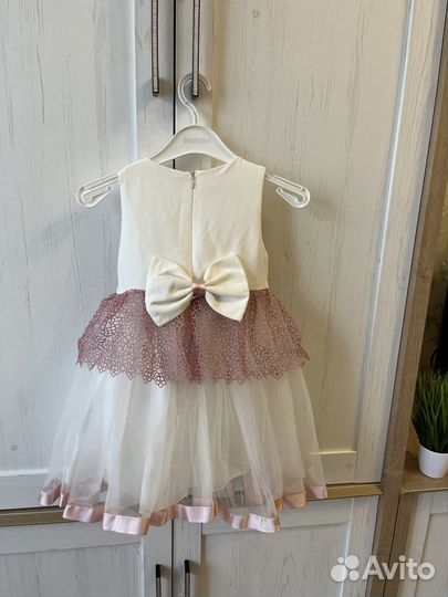 Нарядное платье для девочки