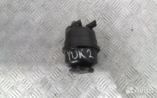 Бачок гу audi A6 C6 (YUK02NO01)