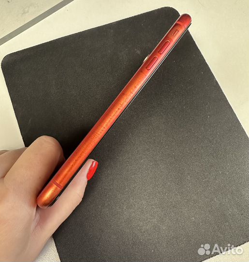 Телефон iPhone xr