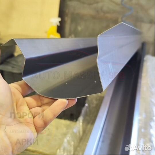 Пороги кузовные Mazda Protege BJ