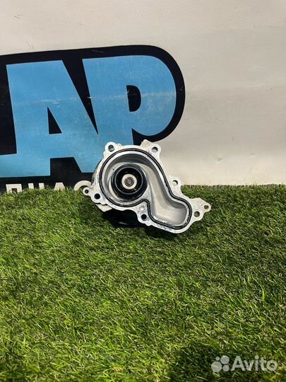 Водяная помпа Ford Escape 4 CX482 2021