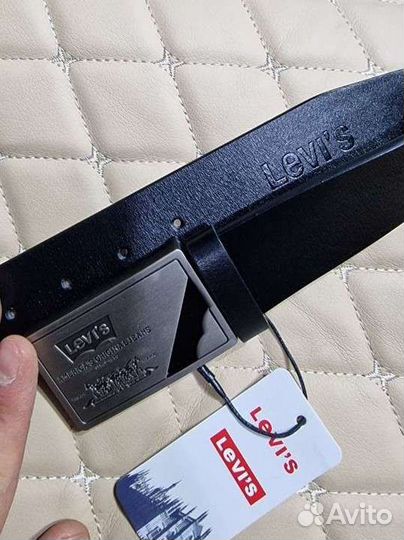 Мужской ремень levis