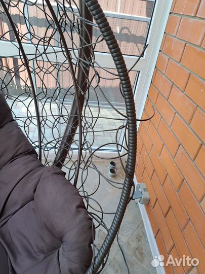 Переплетение подвесных кресел