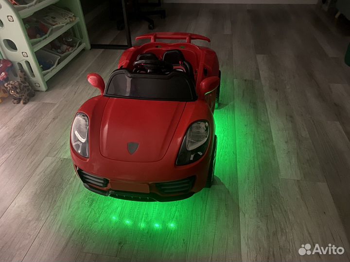 Детский электромобиль