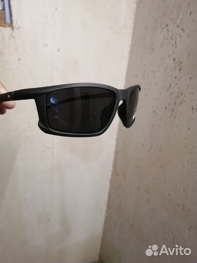 Солнцезащитные очки мужские tommy hilfiger