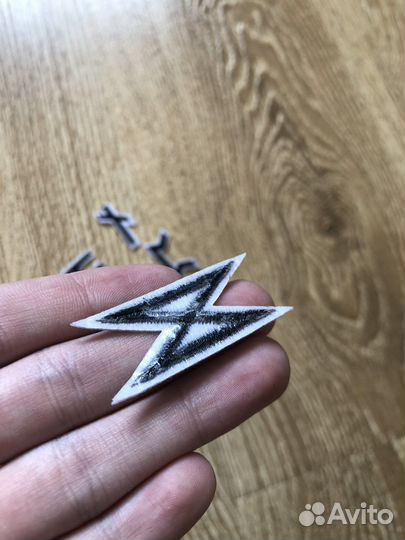 Нашивка руны