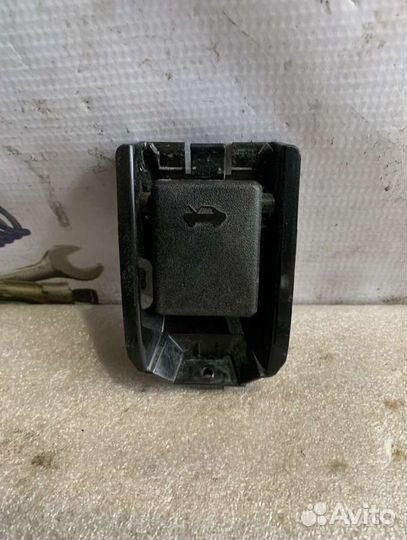 Сузуки Гранд Витара 2.0 ручка открывания капота