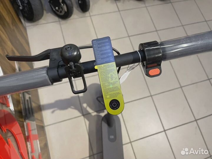 Электросамокат Xiaomi Essestinal