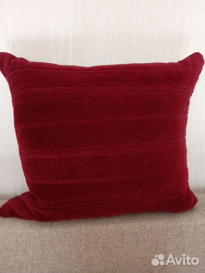 Подушка перьевая,в отл.сост