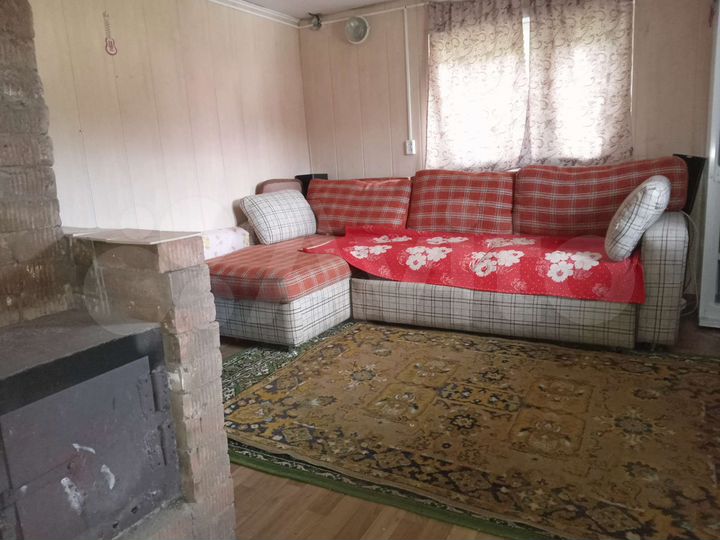 Дом 50 м² на участке 8 сот.