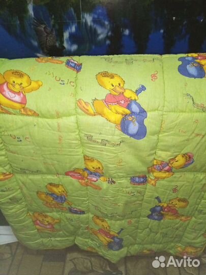 Детское одеяло в кроватку