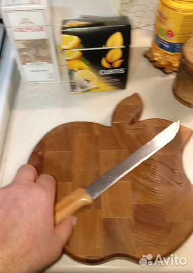 Разделочная доска из торцевых спилов дуба