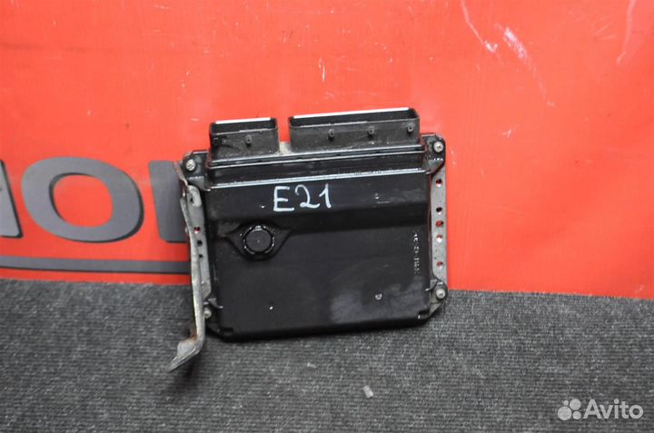 Блок управления двс toyota auris ZRE151