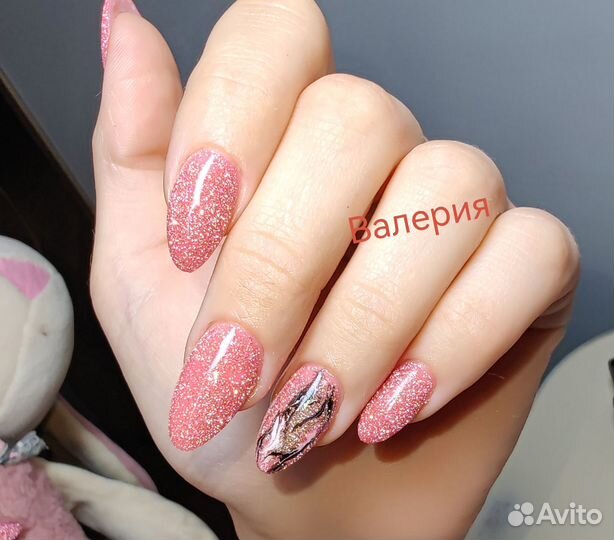 Наращивание ногтей, маникюр с покрытием гель-лак