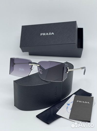Солнцезащитные очки prada