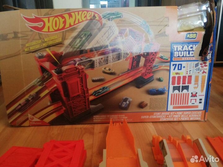 Hot wheels track builder