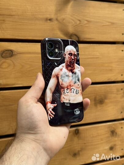 Чехлы на iPhone с принтом