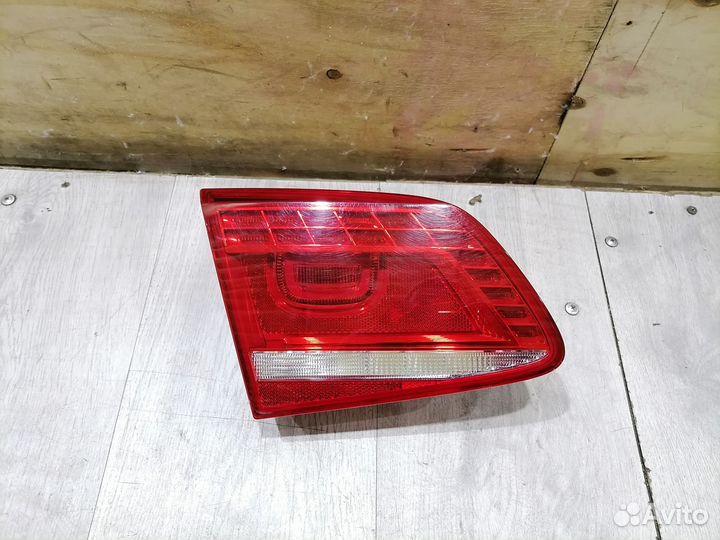 Фонарь задний левый внутренний LED VW Passat B7