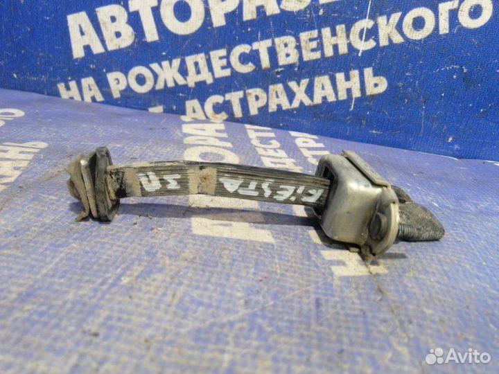 Ограничитель двери Ford Fiesta 5 хэтчбек fyja 2007