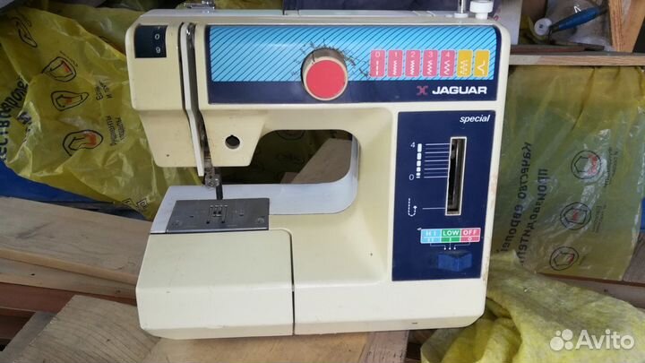 Швейная машина Jaguar на запчасти