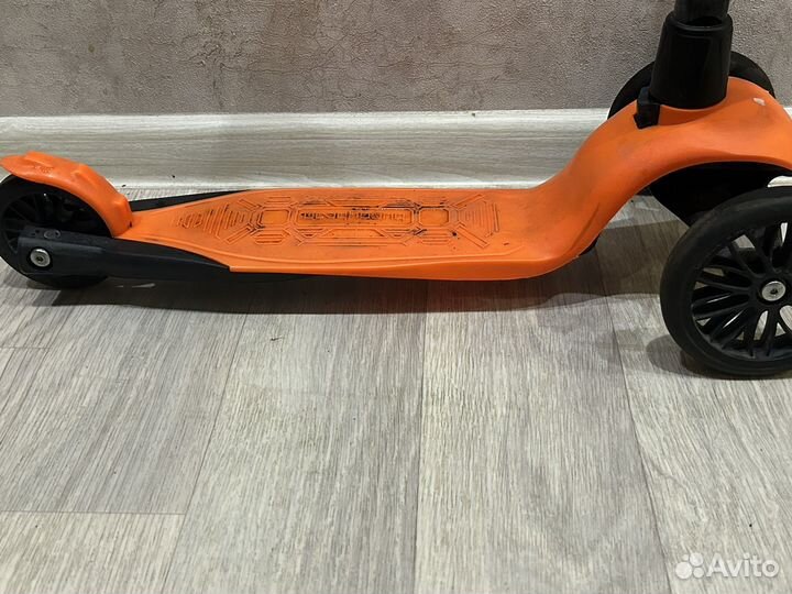 Самокат детский трехколесный