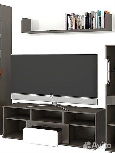 Тумба под тв с полкой новые