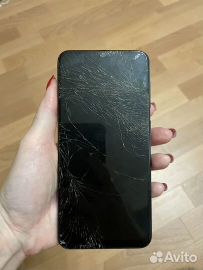 Samsung Galaxy A50, 4/64 ГБ