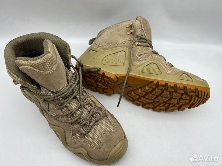 Тактические треккинговые ботинки lowa