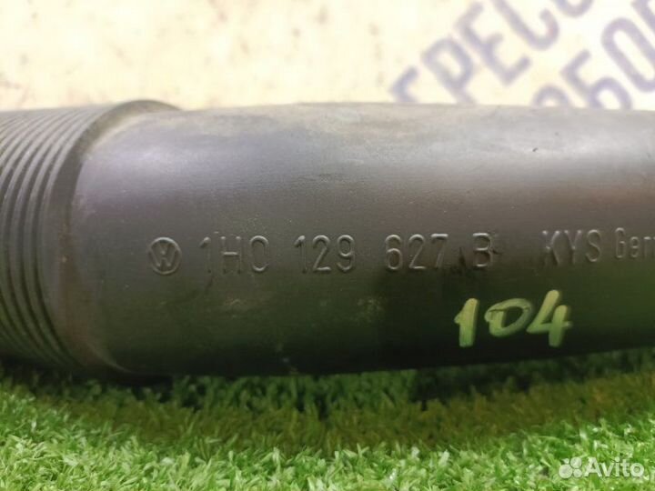 Патрубок воздушного фильтра Volkswagen Golf 3