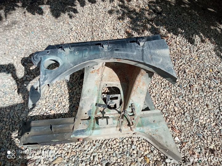 Левый лонжерон Range Rover Vogue