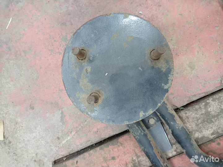 Кронштейн запасного колеса соболь