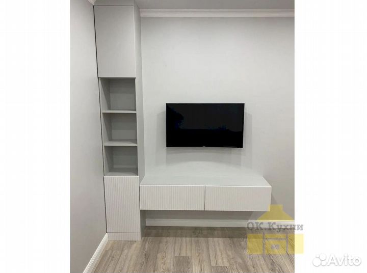 Угловой шкаф