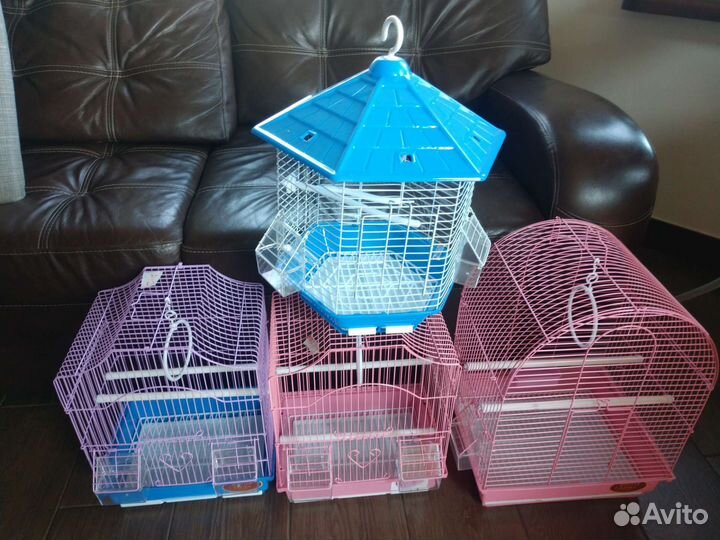 Клетки и купалки для птиц, переноски